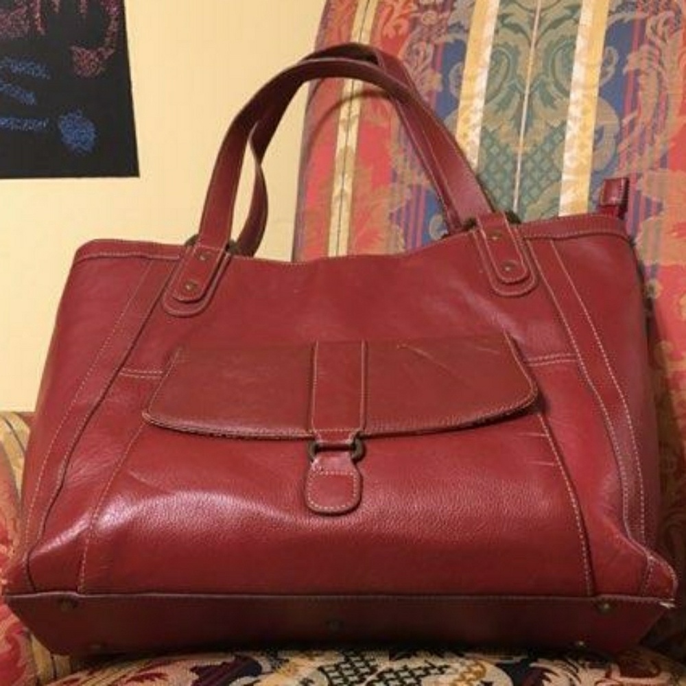 Leather bag